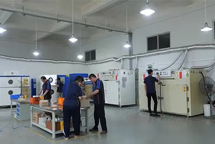 https://fr.gd-prototyping.com/wp-content/uploads/2025/07/Vacuum-Casting-yt-03.Webp